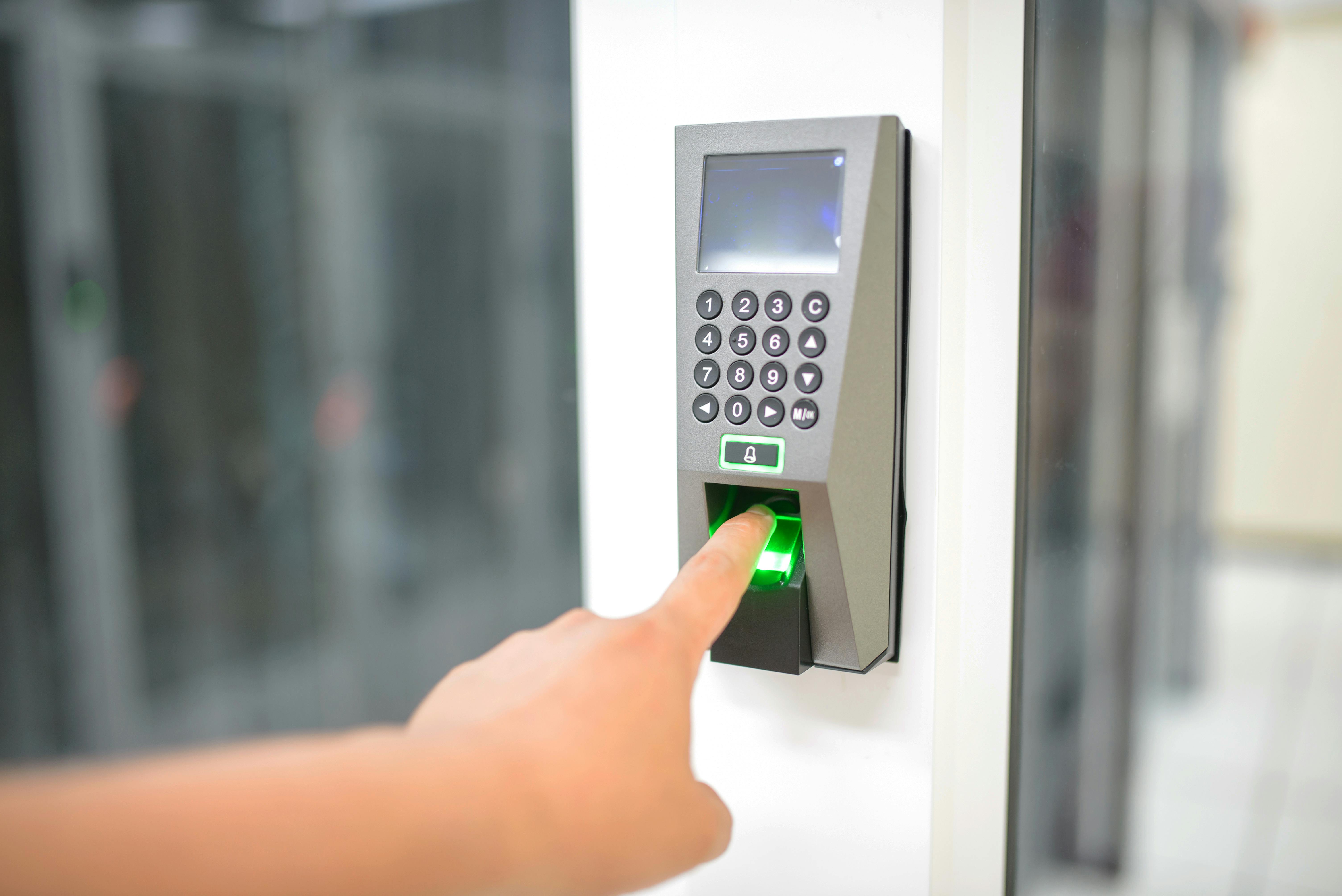 Smarter Employee Attendance Tracking Starts Here: A Modern Approach to Managing Your Workforce